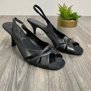 🌈 Bandolino sling back strappy heels